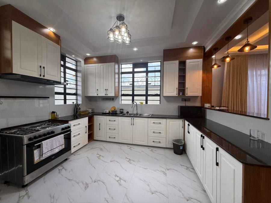 Custom kitchen cabinets